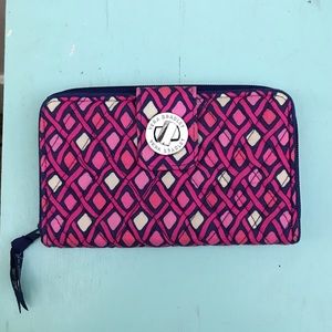 Vera Bradley Turnlock Wallet